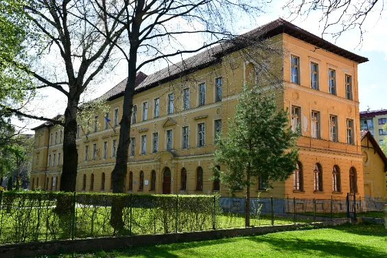 Gymnázium P. O. Hviezdoslava